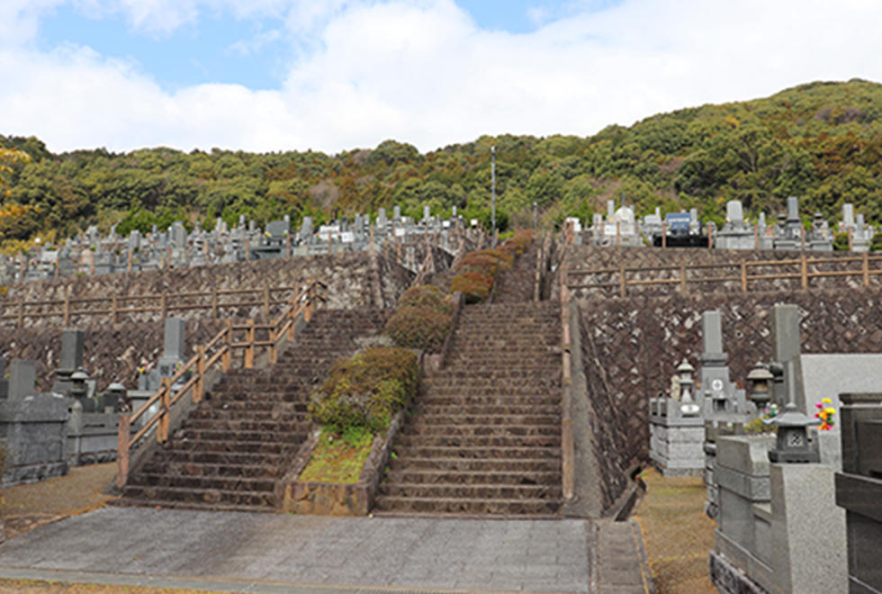 三日月山霊園全体